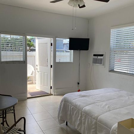Coral Key Inn Lauderdale-by-the-Sea Buitenkant foto