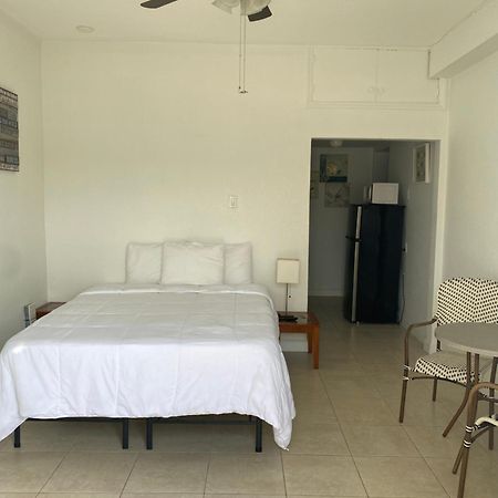 Coral Key Inn Lauderdale-by-the-Sea Buitenkant foto