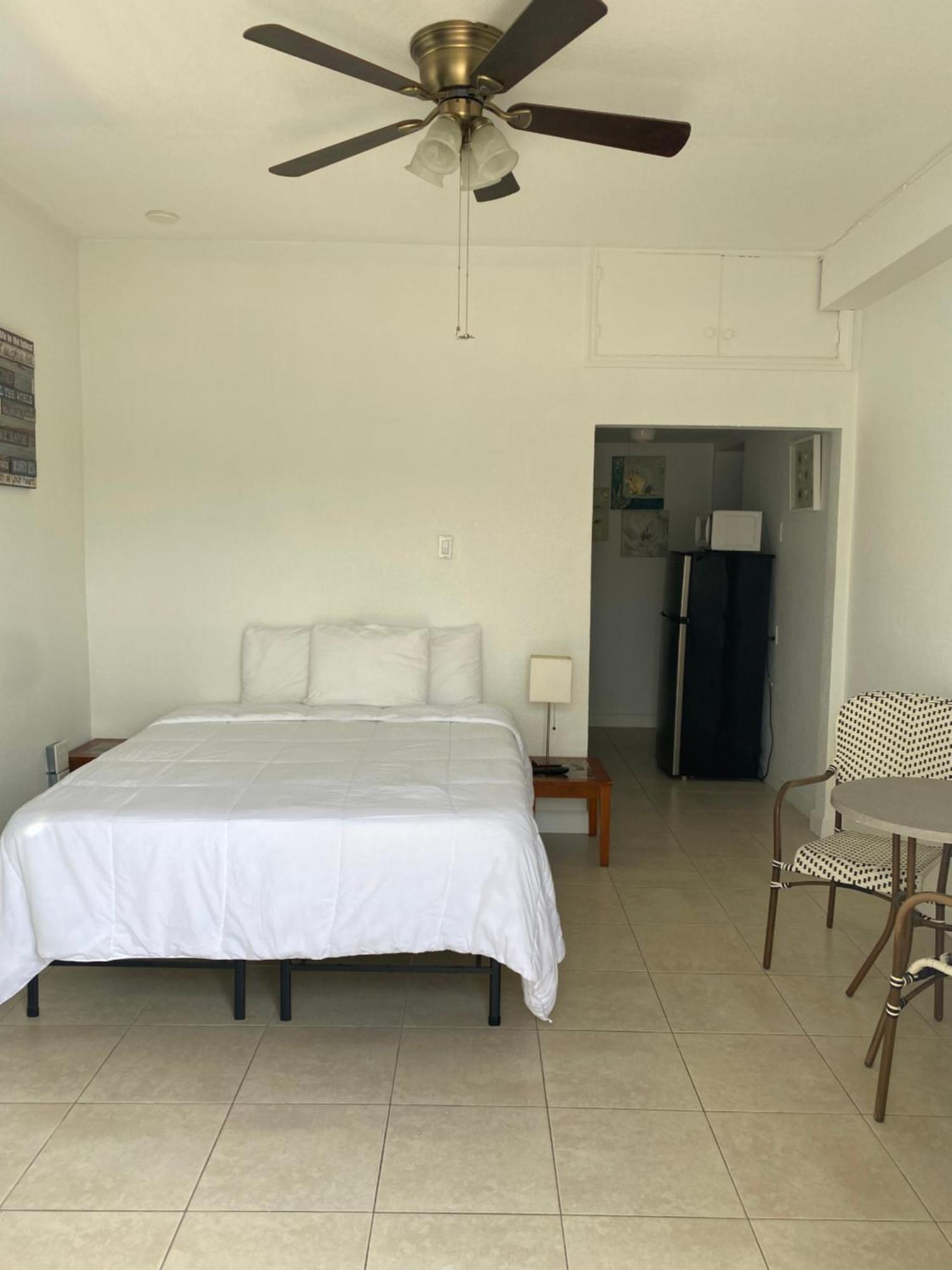 Coral Key Inn Lauderdale-by-the-Sea Buitenkant foto