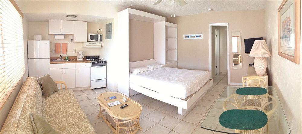 Coral Key Inn Lauderdale-by-the-Sea Buitenkant foto