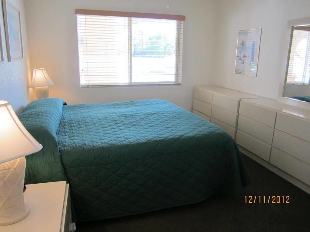 Coral Key Inn Lauderdale-by-the-Sea Buitenkant foto