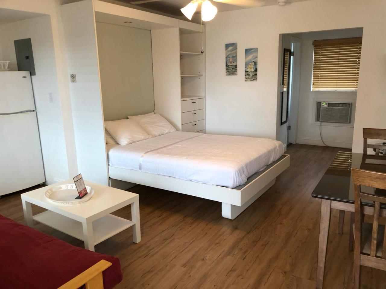 Coral Key Inn Lauderdale-by-the-Sea Buitenkant foto