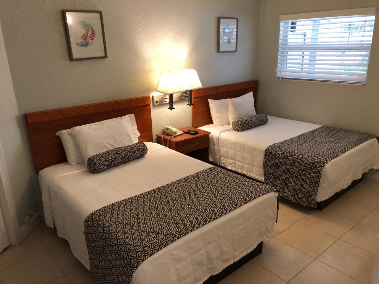Coral Key Inn Lauderdale-by-the-Sea Buitenkant foto