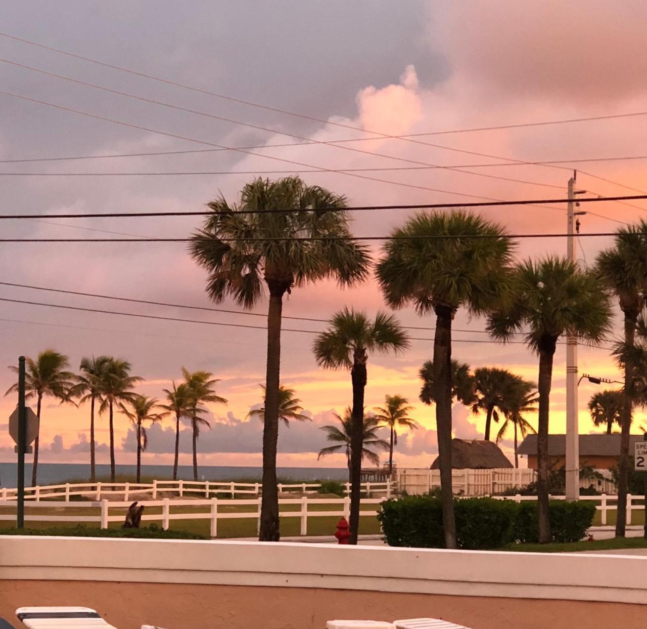 Coral Key Inn Lauderdale-by-the-Sea Buitenkant foto