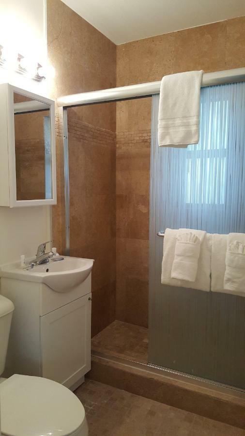 Coral Key Inn Lauderdale-by-the-Sea Buitenkant foto