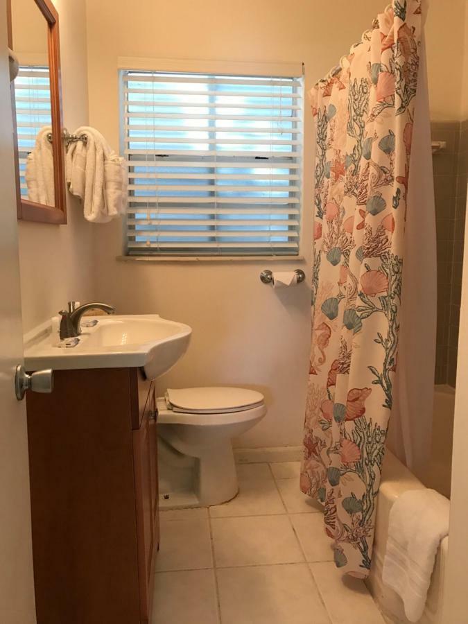 Coral Key Inn Lauderdale-by-the-Sea Buitenkant foto